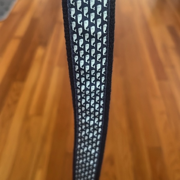 Vineyard Vines boys whale belt - Picture 2 of 3